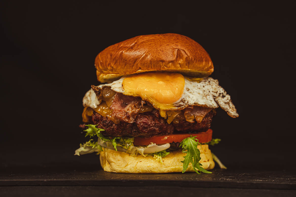 HAMBURGUESA "COMPLETA"