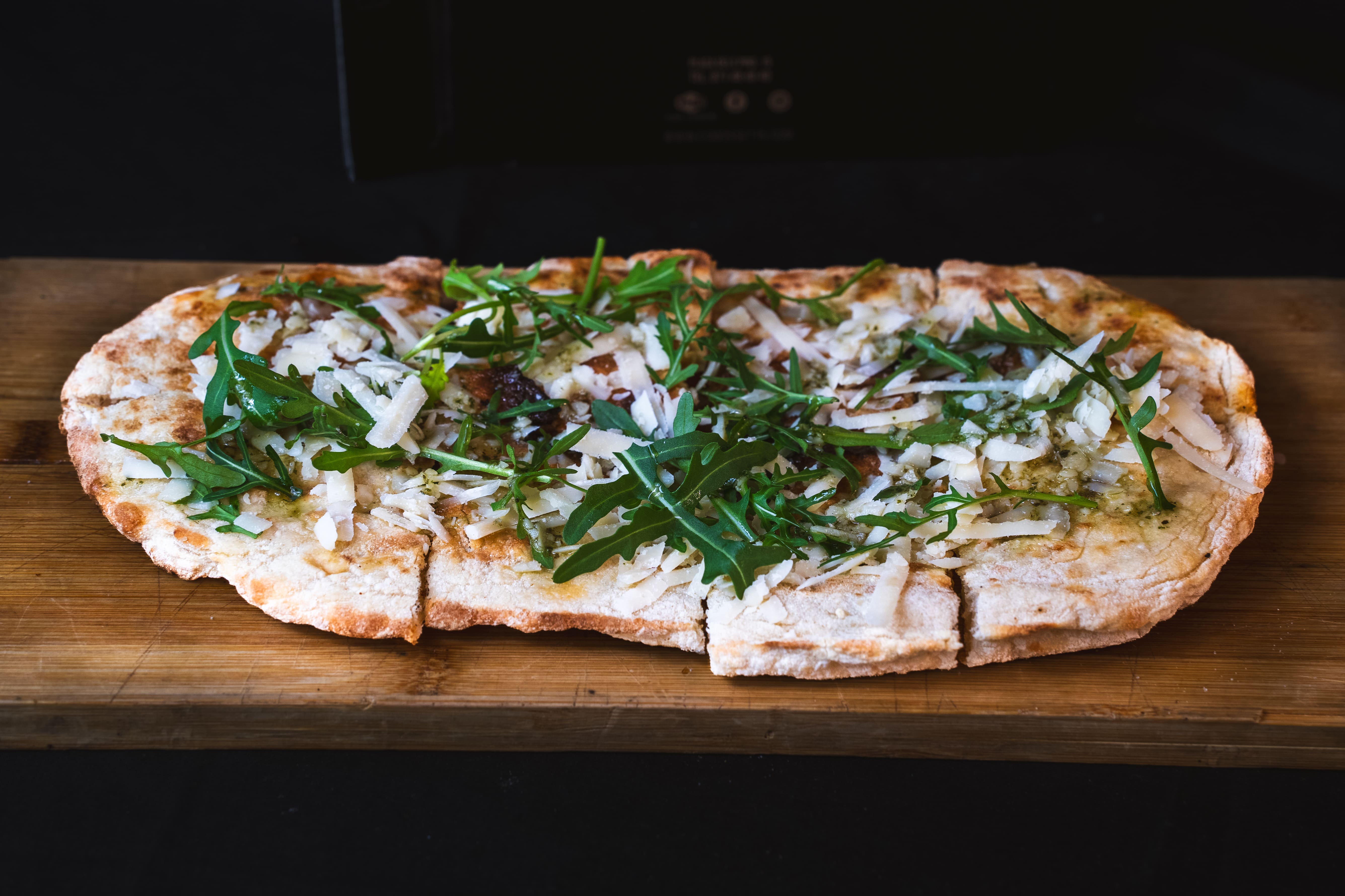 FOCCCIA PESTO PARMESANO
